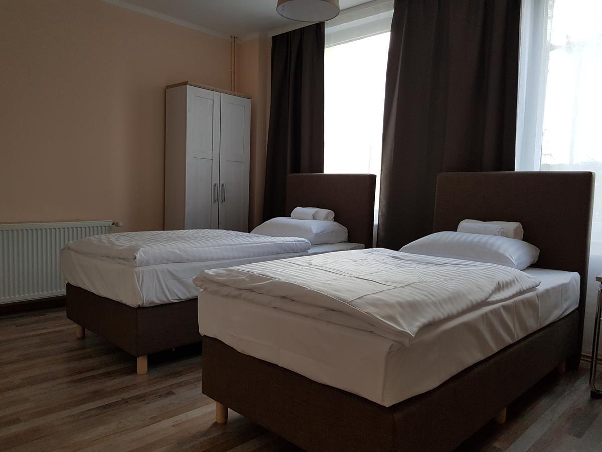 Hotel-Residenz Oberurseler Hof Esterno foto
